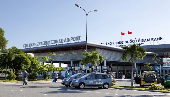 Di chuyển từ sân bay về trung tâm Nha Trang khoảng 60 phút