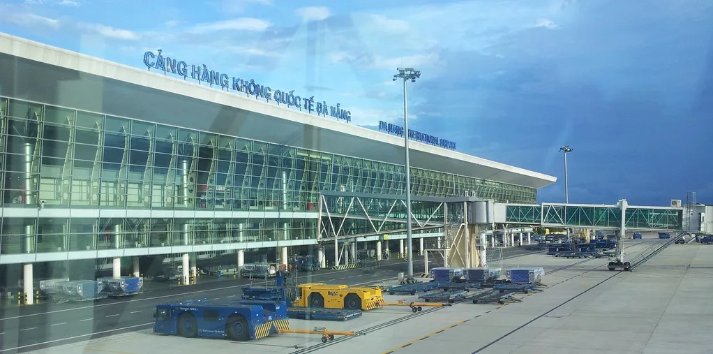 Từ sân bay Đà Nẵng dễ dàng di chuyển về trung tâm